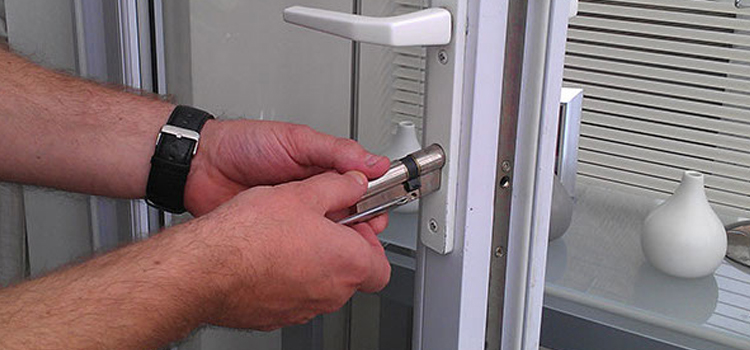 Commercial Door Lock Repair in Bell